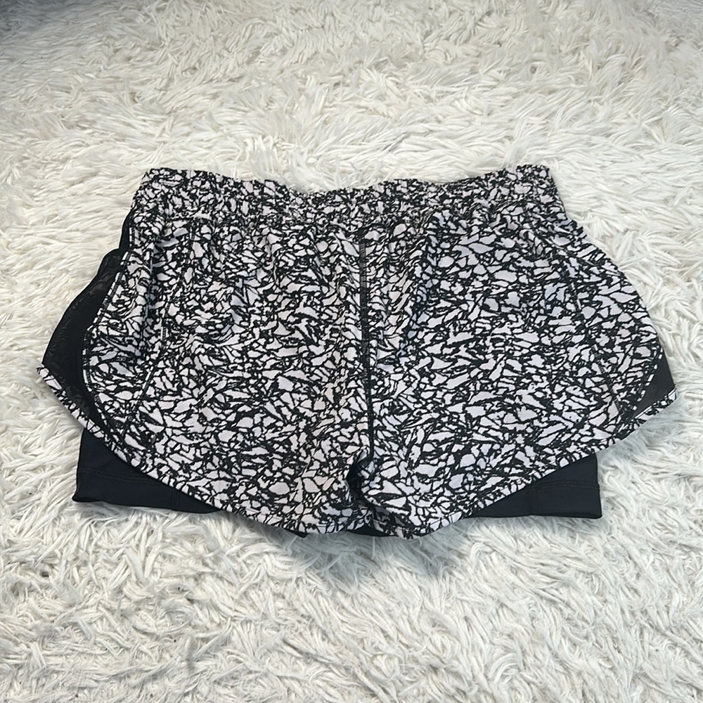 Lululemon Work Out To Water Short Ice Breaker White Black / Black - Picture 4 of 5